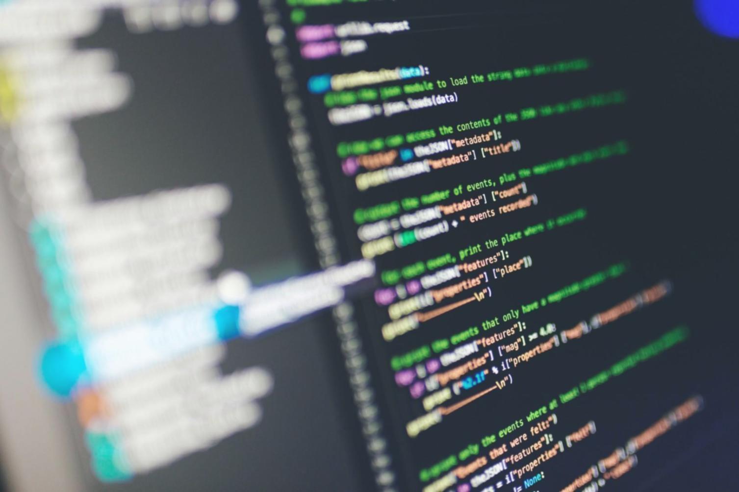 Detaillierte Ansicht eines interaktiven Prototyps auf dem Bildschirm während der Entwicklungsphase